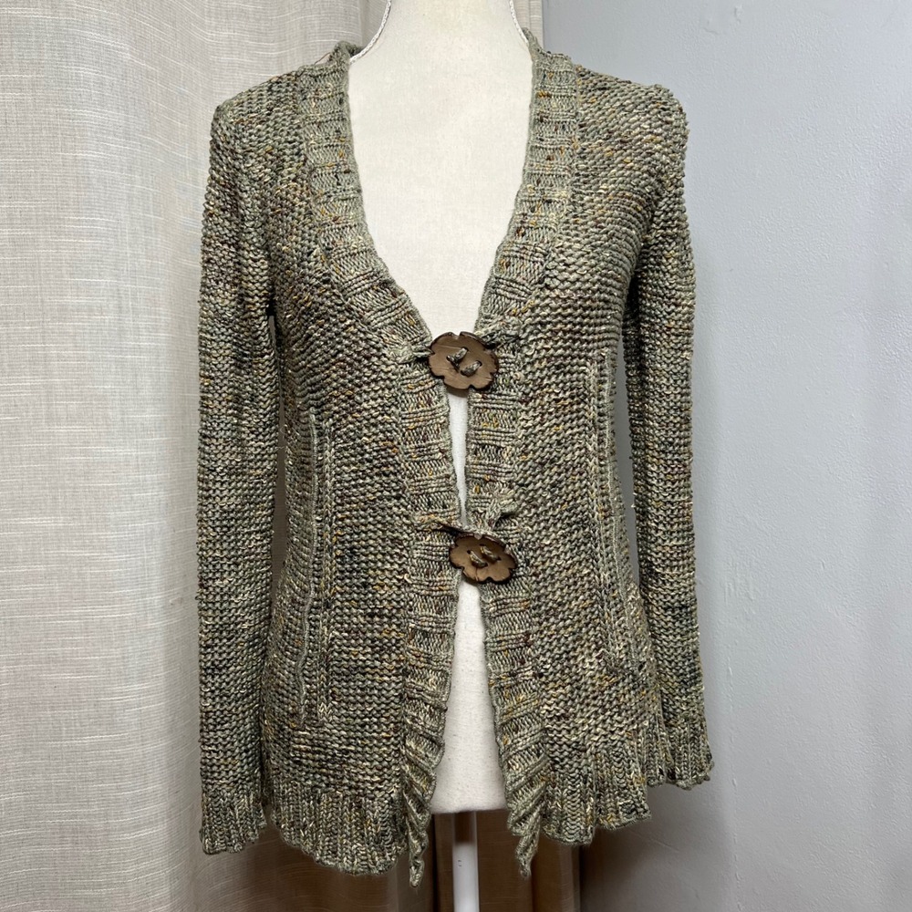 Y2K‎ Vintage BCBCMAXAZRIA Knit Sweater Sage Green Wooden Buttons Women's Large